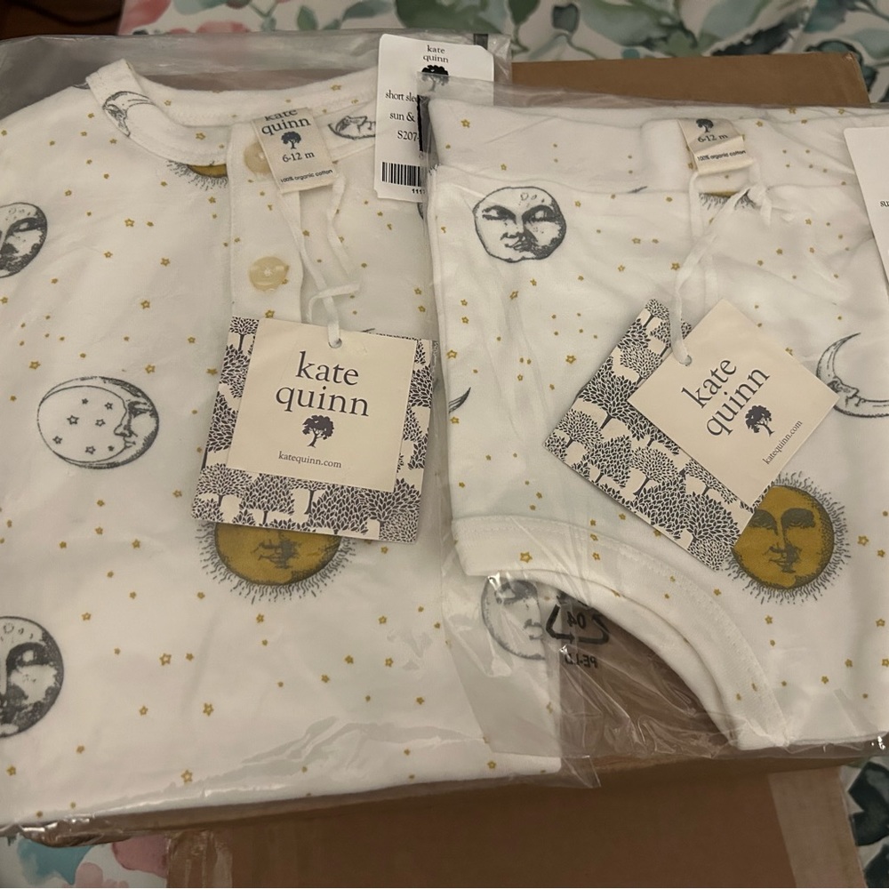 Kate Quinn 100% cotton 6-12 months moon and star tee and bloomer set